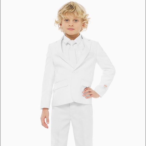 NWT BOYS 4T WHITE OPPOSUITS IN BOX WITH TIE - Picture 4 of 4